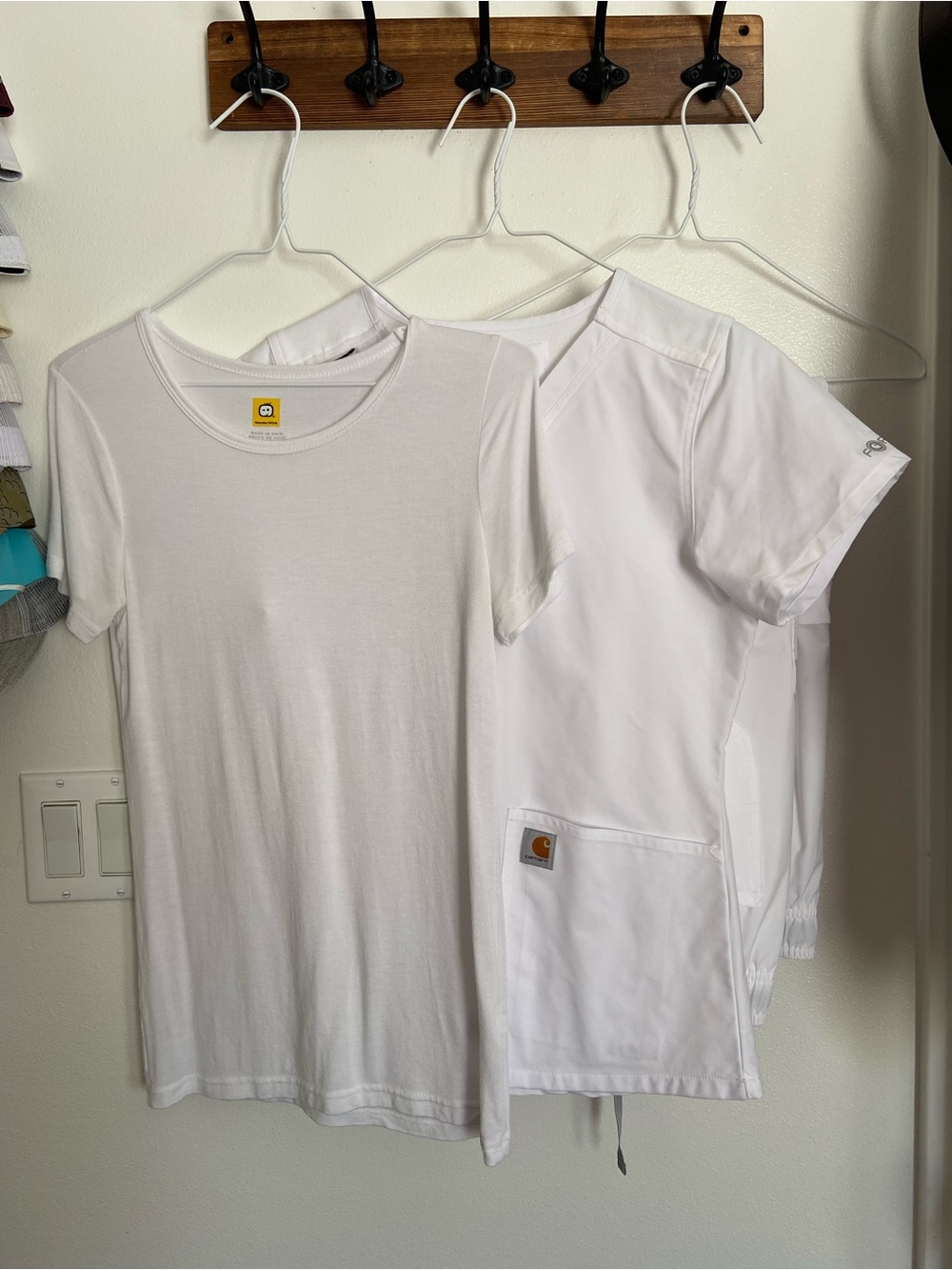 Womens Carhartt White Scrubs Set